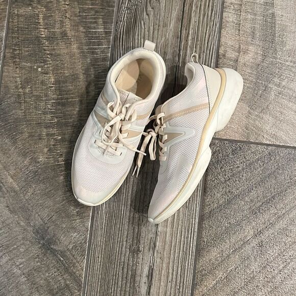 Vionic Stylish Cream Sneakers - Picture 1 of 3